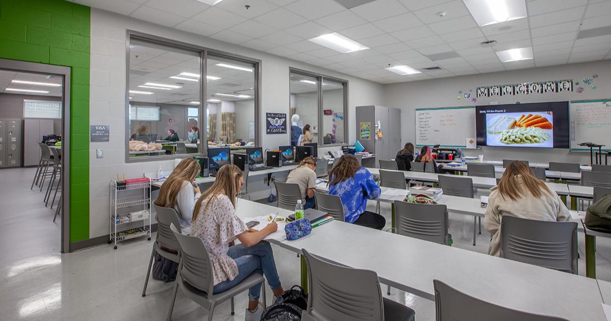 Consolidación del laboratorio EdEx para innovación educativa y aprendizaje experiencial